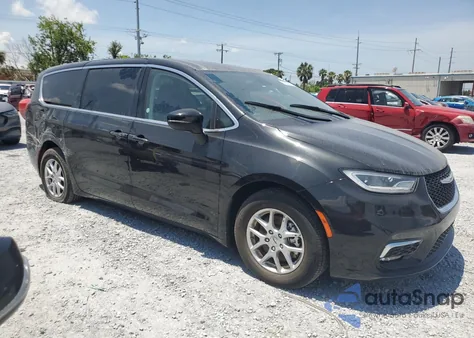 2023 Chrysler Pacifica Touring L z USA, uszkodzony, nr VIN 2C4RC1BG0PR606557